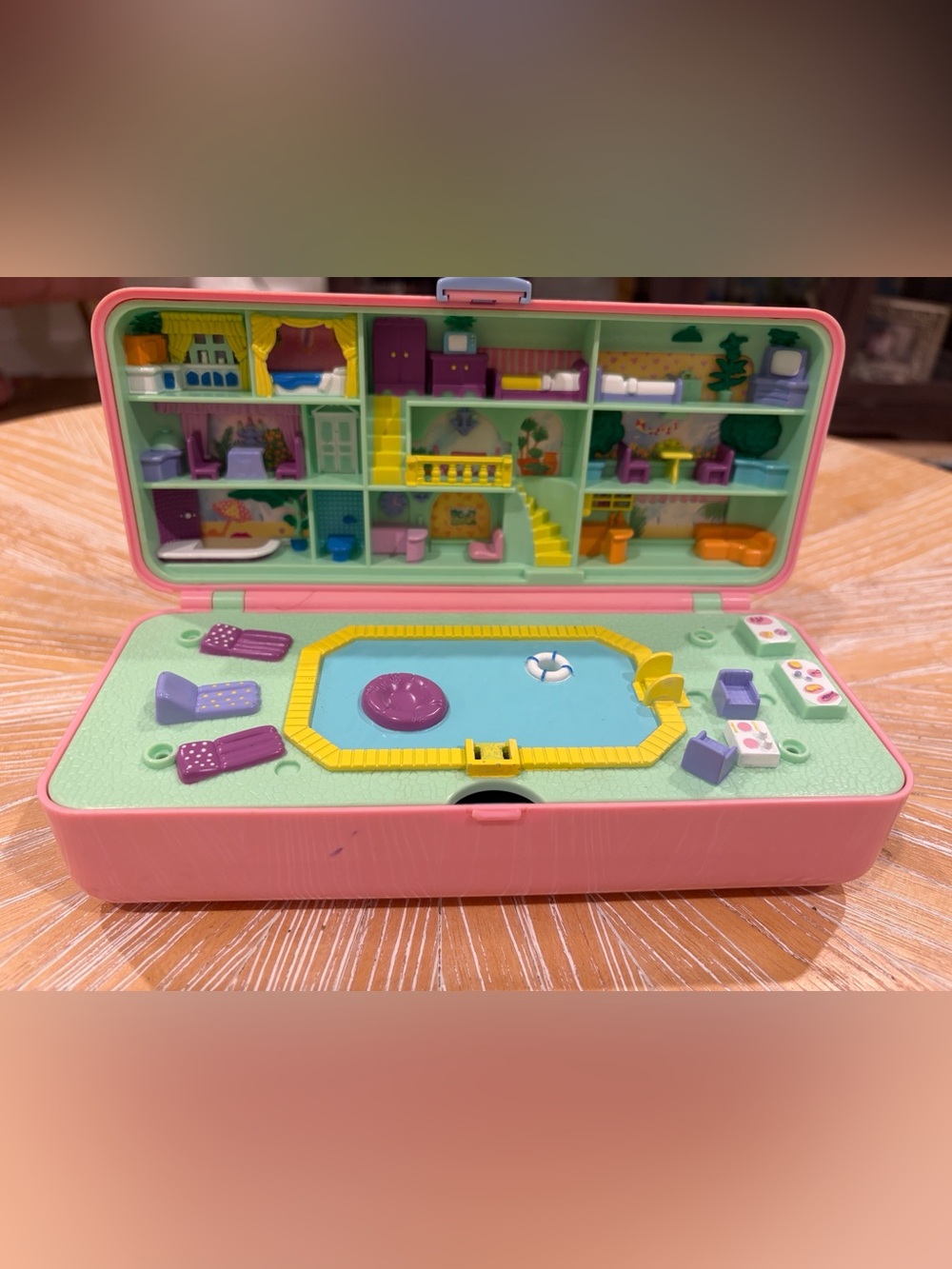 1989 Pool Party Playset Bluebird Polly Pocket